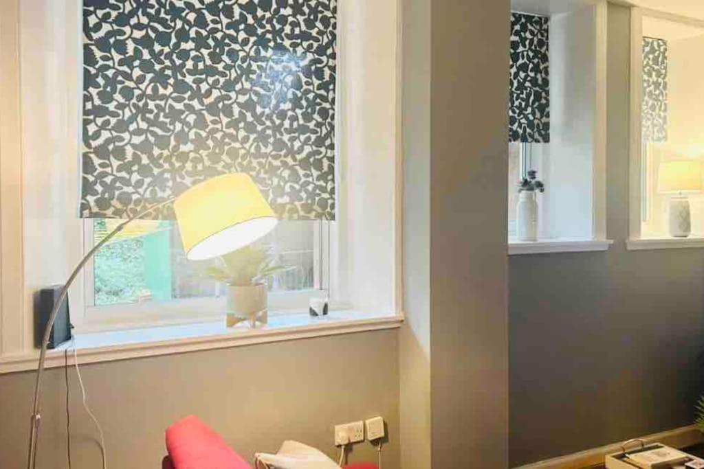 Large 2 Bedroom, Ground Floor Flat, Close To City EDI Eksteriør billede