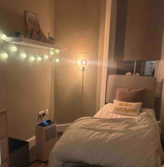 Large 2 Bedroom, Ground Floor Flat, Close To City EDI Eksteriør billede